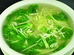 芹菜叶土豆汤