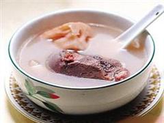 莲藕章鱼煲猪肉
