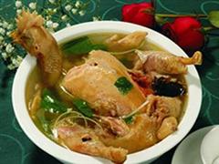 参归炖母鸡