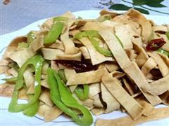 辣椒拌腐皮