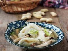 菌菇汤元宝水饺