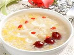甘麦红枣粥