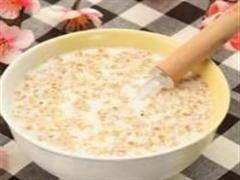 燕麦片猪肉粥