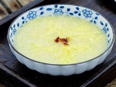 黑豆小米鸡蛋汤