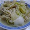金针菇鲜蘑烩白菜