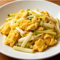 韭黄炒鸡蛋
